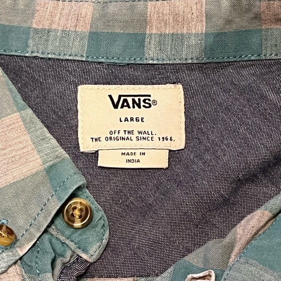 Vans button down - Picture 2 of 3